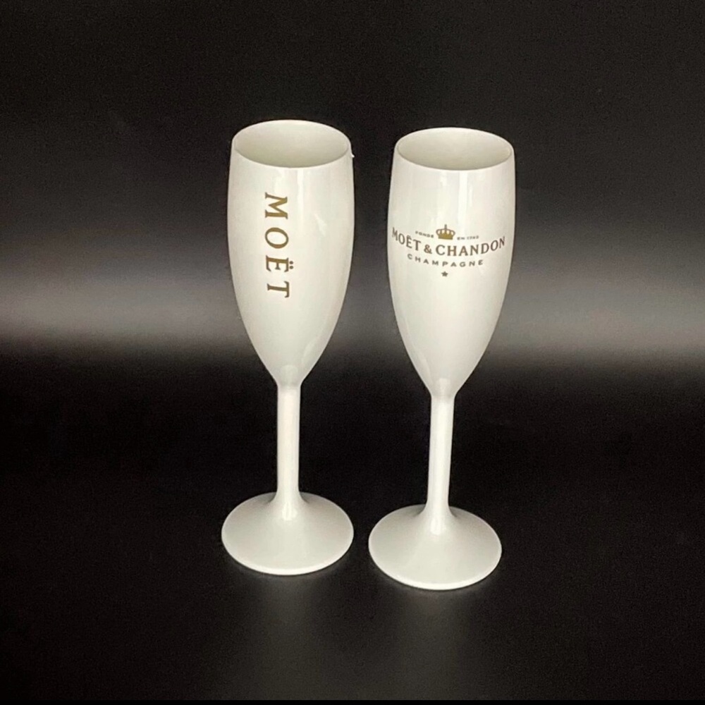 Champagne Party Set - White - 12 Pieces